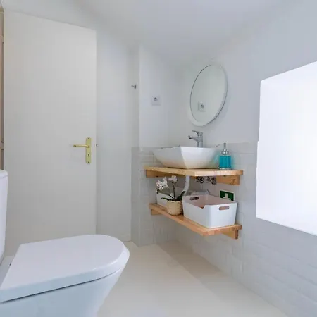 Alfama Historical Stylish 1 Br Лиссабон