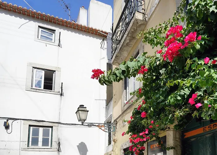 Alfama Historical Stylish 1 Br
