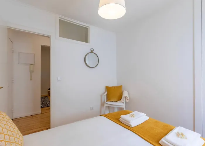 Apartament Alfama Historical Stylish 1 Br *
