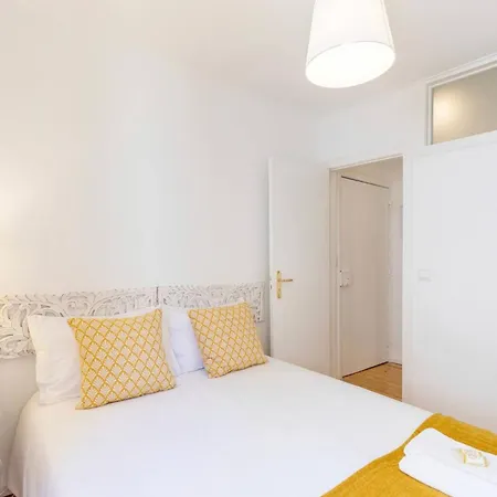 Alfama Historical Stylish 1 Br Apartamento *