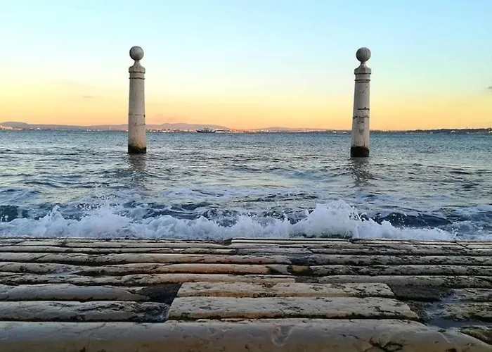 Alfama Historical Stylish 1 Br Apartamento *